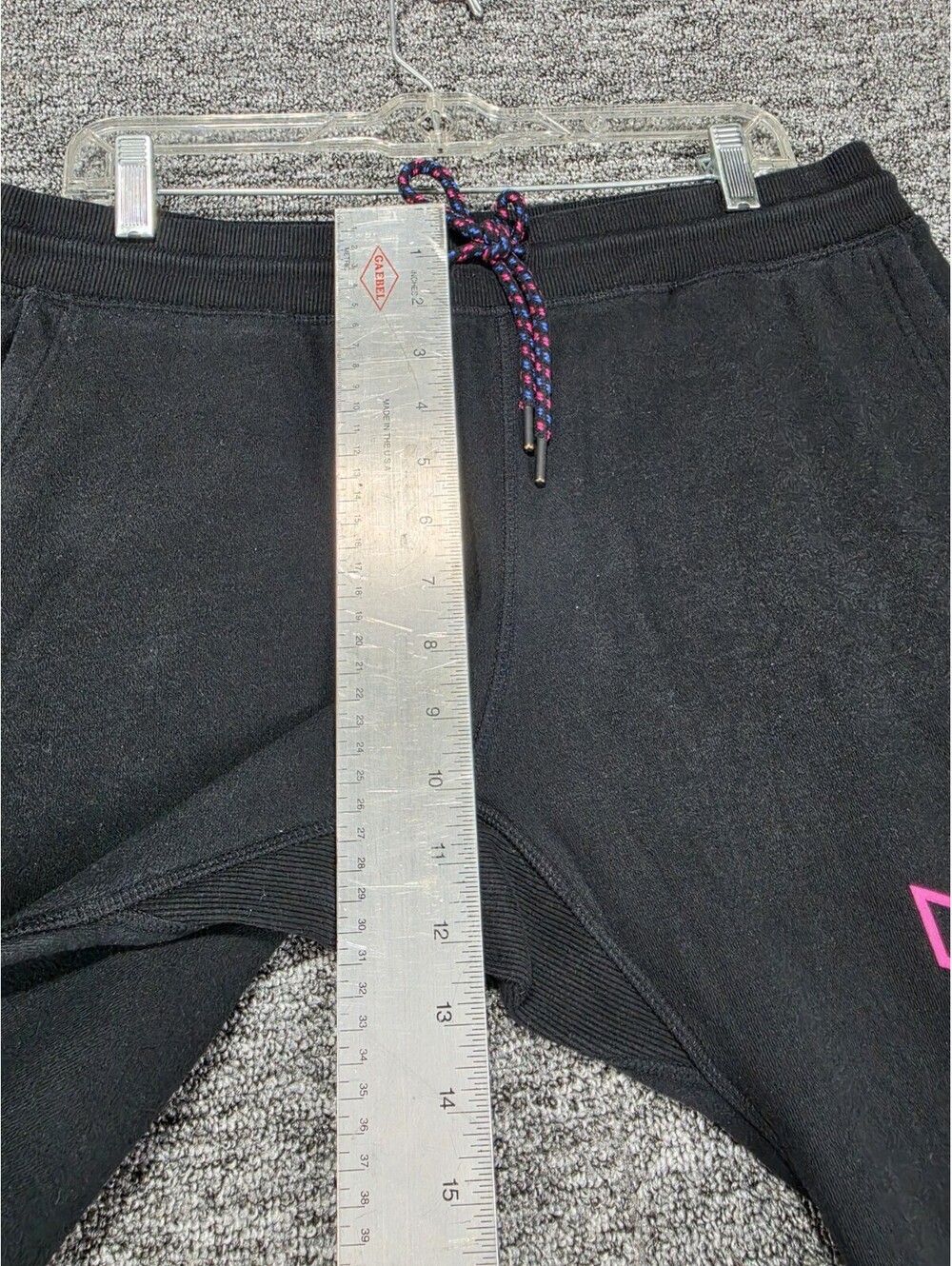 Hurley Men's Black Jogger Pants Size M Drawstring Tapered Pockets Logo - Picture 4 of 13